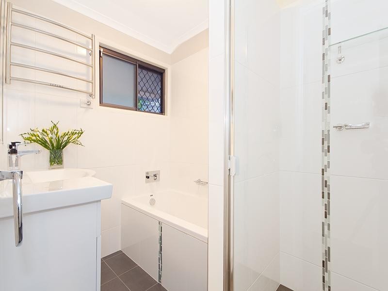 75 Plumer Street, Sherwood QLD 4075