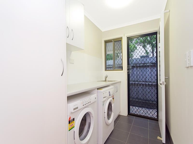 75 Plumer Street, Sherwood QLD 4075