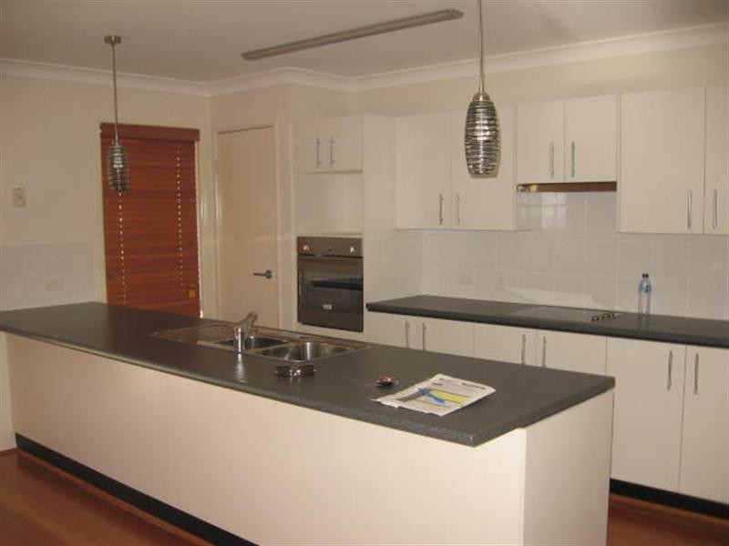 36 Campbell Terrace, Oxley QLD 4075