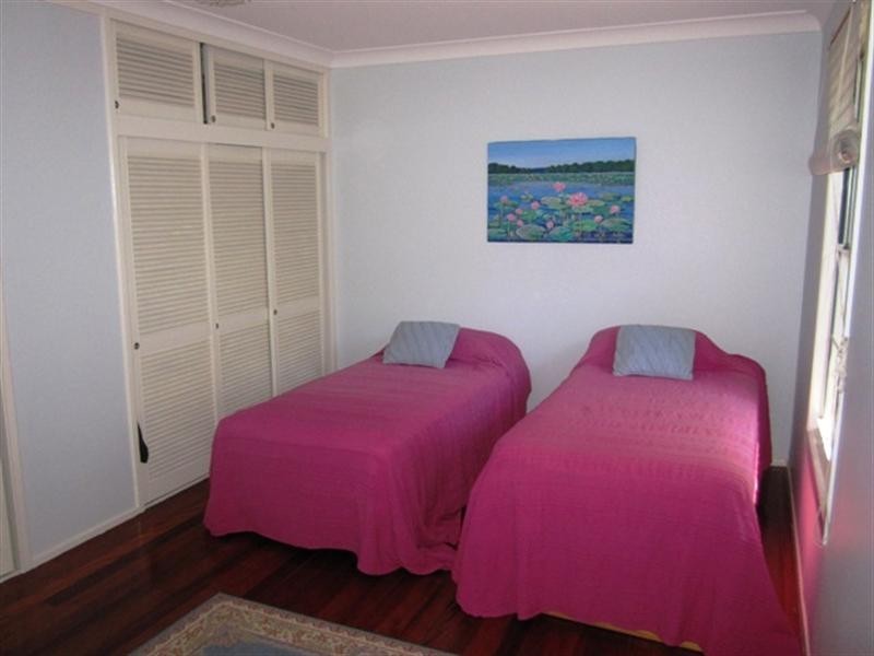 81 Seventeen Mile Rocks Road, Oxley QLD 4075