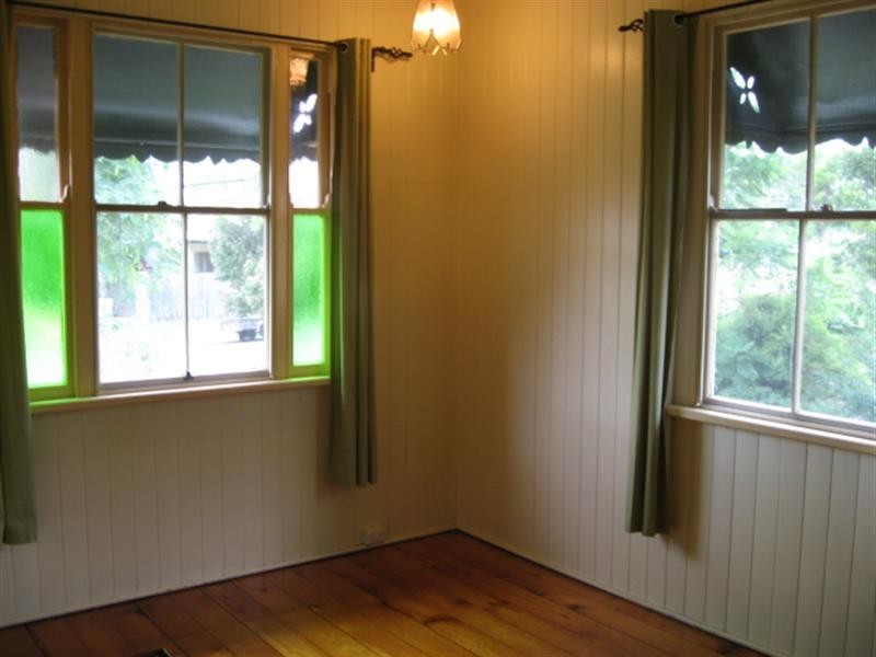 32 Plumer Street, Sherwood QLD 4075