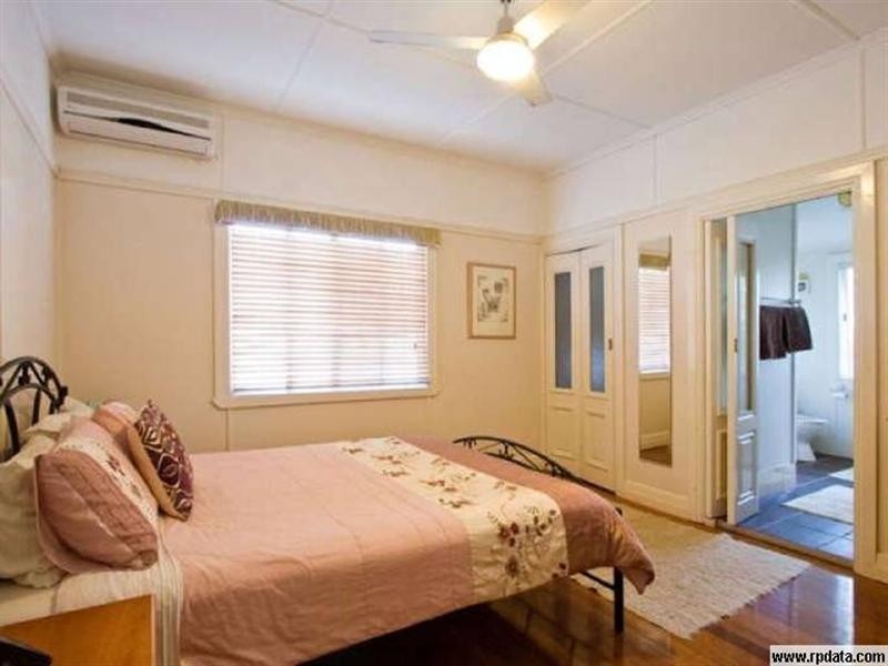 118 Clara Street, Corinda QLD 4075