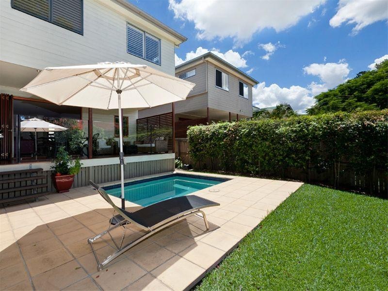 161 Strong Avenue, Graceville QLD 4075