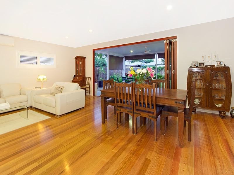 7 Fraser Street, Graceville QLD 4075