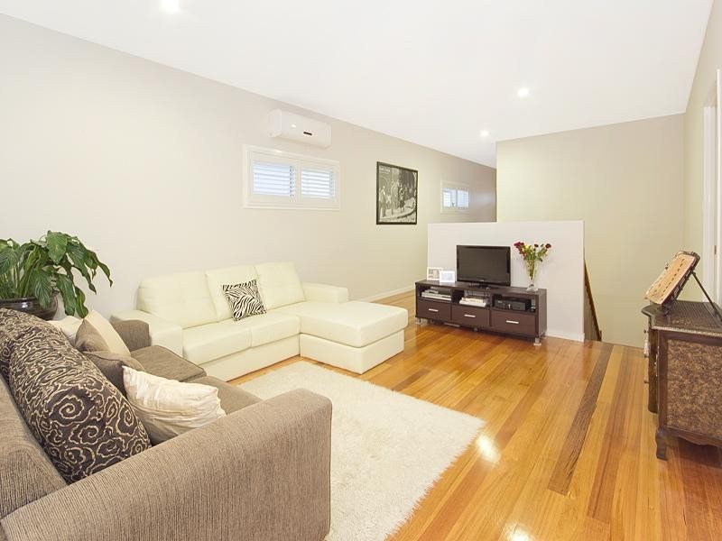 7 Fraser Street, Graceville QLD 4075