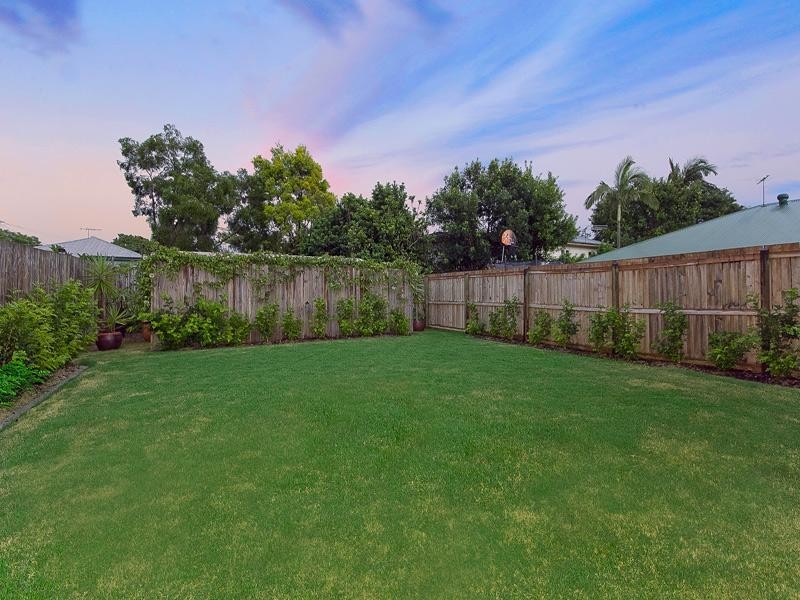 7 Fraser Street, Graceville QLD 4075