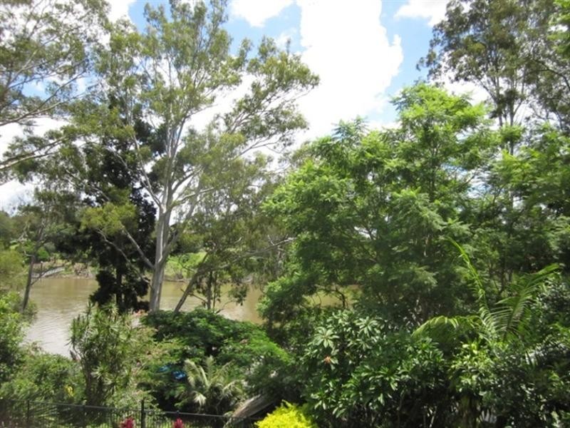 Sherwood QLD 4075