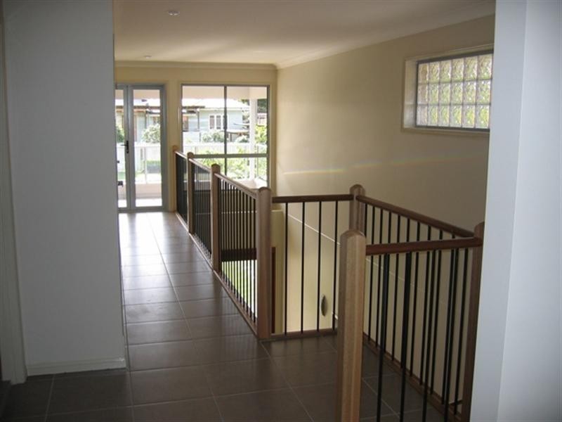 20 Camelot Street, Tennyson QLD 4105