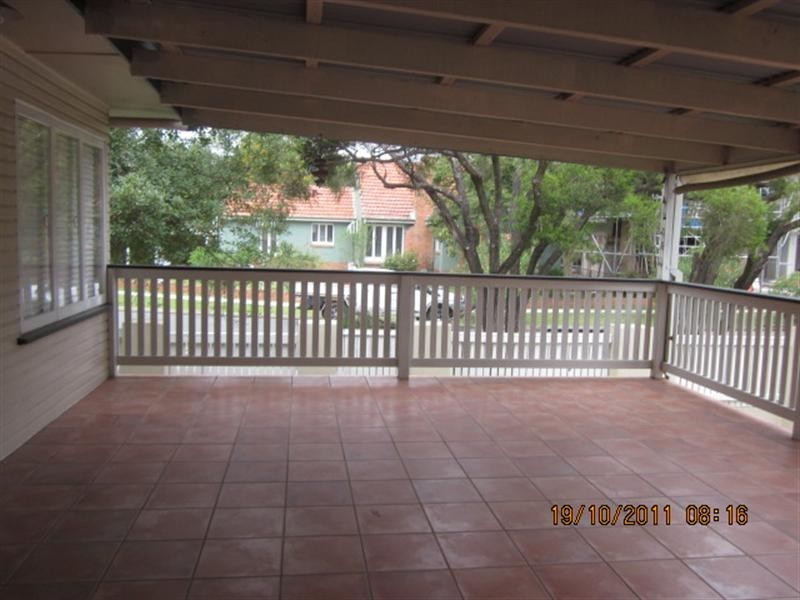 29 Haldane Street, Graceville QLD 4075