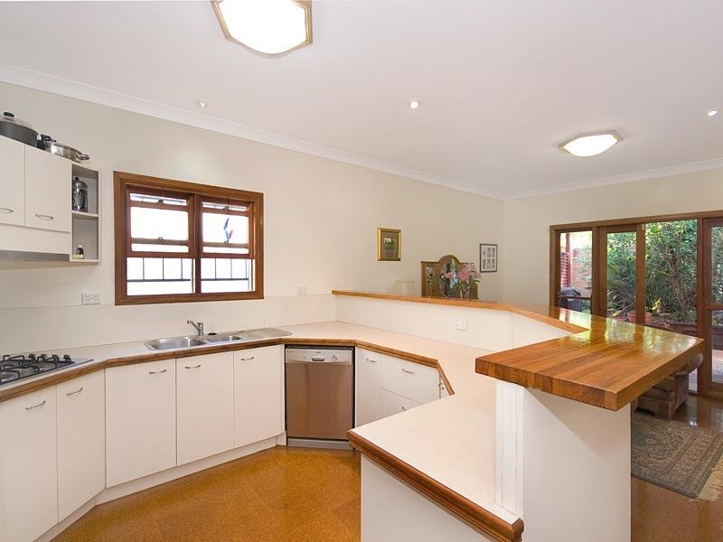 309 Verney Road E, Graceville QLD 4075