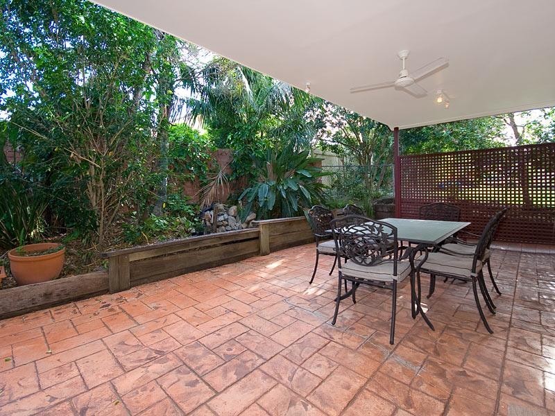 309 Verney Road E, Graceville QLD 4075