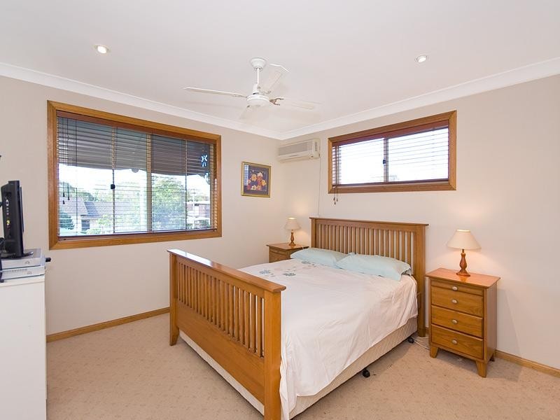 309 Verney Road E, Graceville QLD 4075