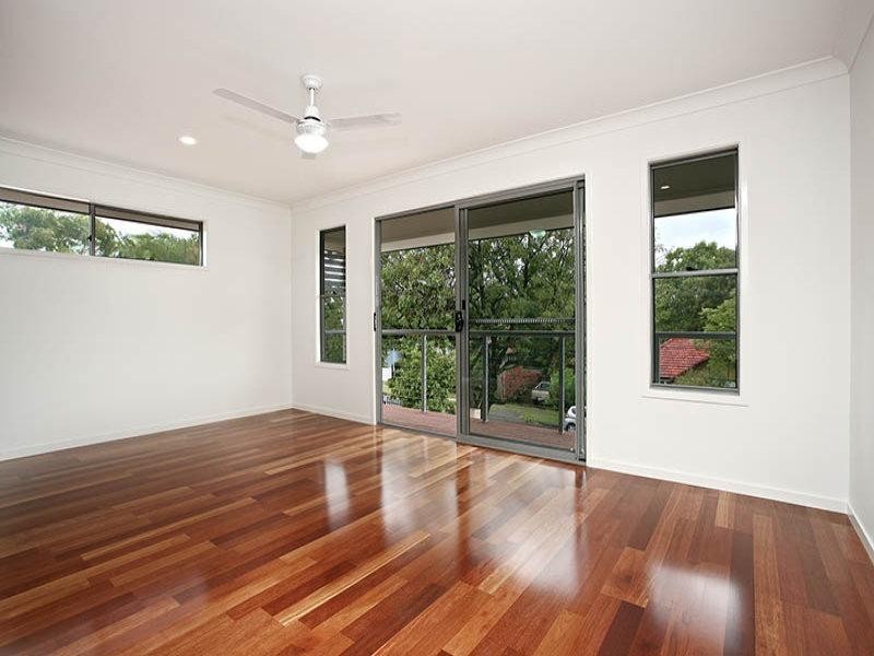 27 Walker Street, Corinda QLD 4075