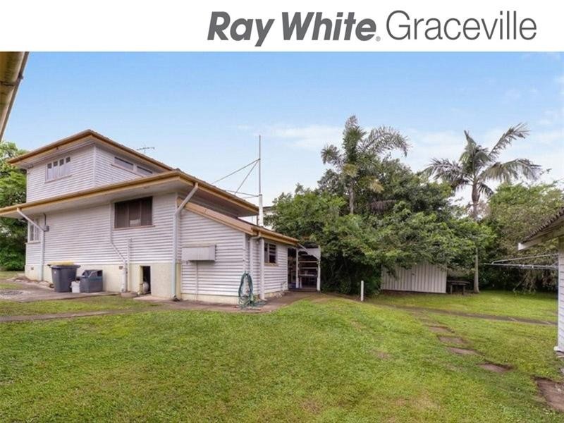 38 King Arthur Terrace, Tennyson QLD 4105