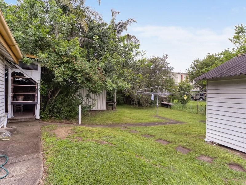 38 King Arthur Terrace, Tennyson QLD 4105