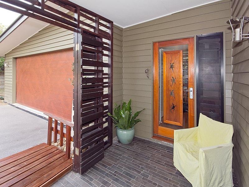 5 Pandorea Close, Seventeen Mile Rocks QLD 4073