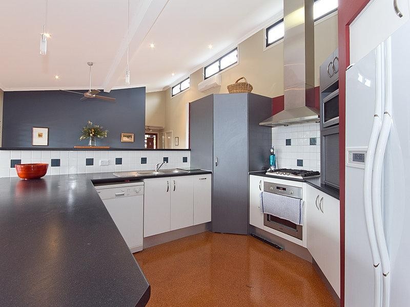 5 Pandorea Close, Seventeen Mile Rocks QLD 4073