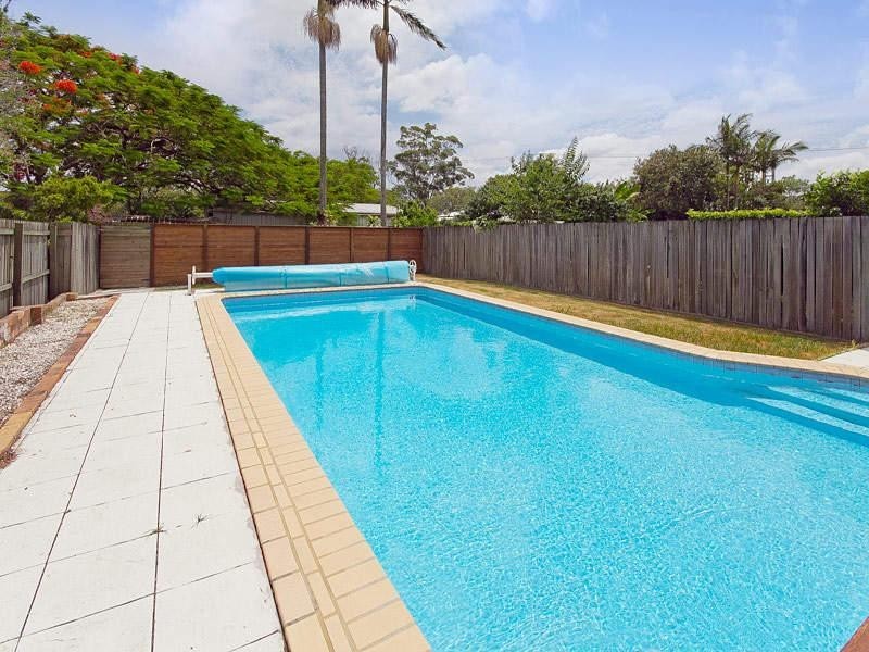 94 Long Street West, Graceville QLD 4075