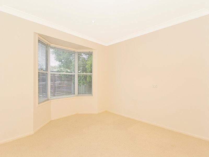 94 Long Street West, Graceville QLD 4075