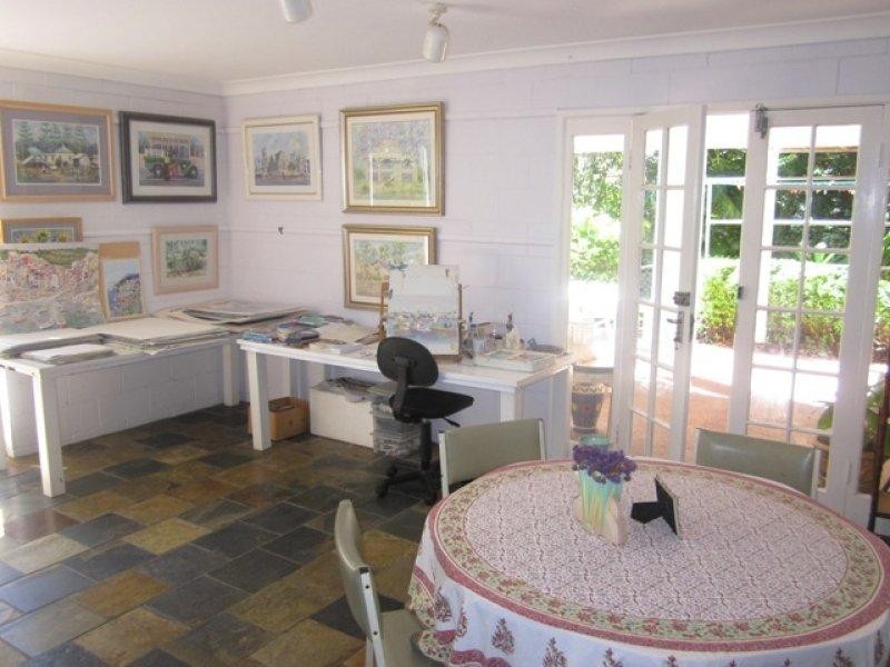 81 Seventeen Mile Rocks Road, Oxley QLD 4075