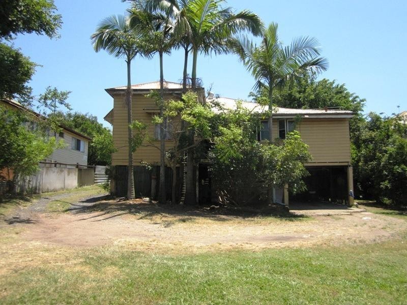 12 Seventeen Mile Rocks Road, Oxley QLD 4075