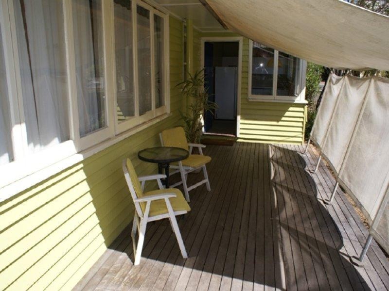 166 Verney Road East, Graceville QLD 4075