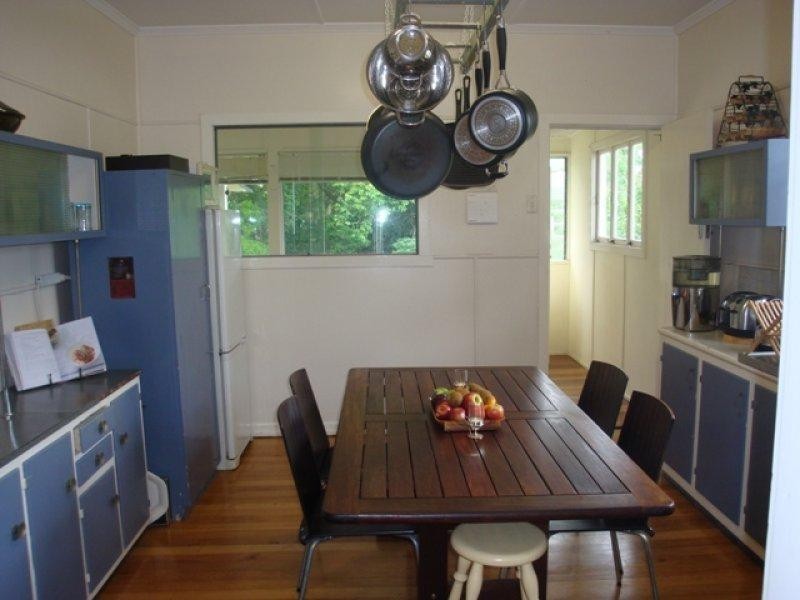 10 Gerlee Street, Tennyson QLD 4105