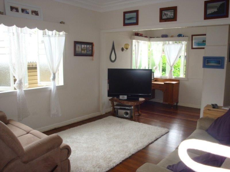 10 Gerlee Street, Tennyson QLD 4105