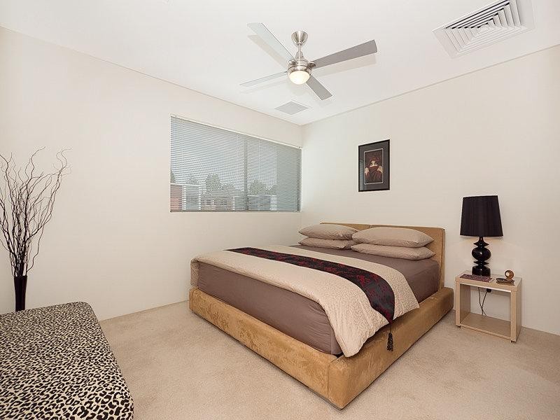 22/20 Egmont Street, Sherwood QLD 4075