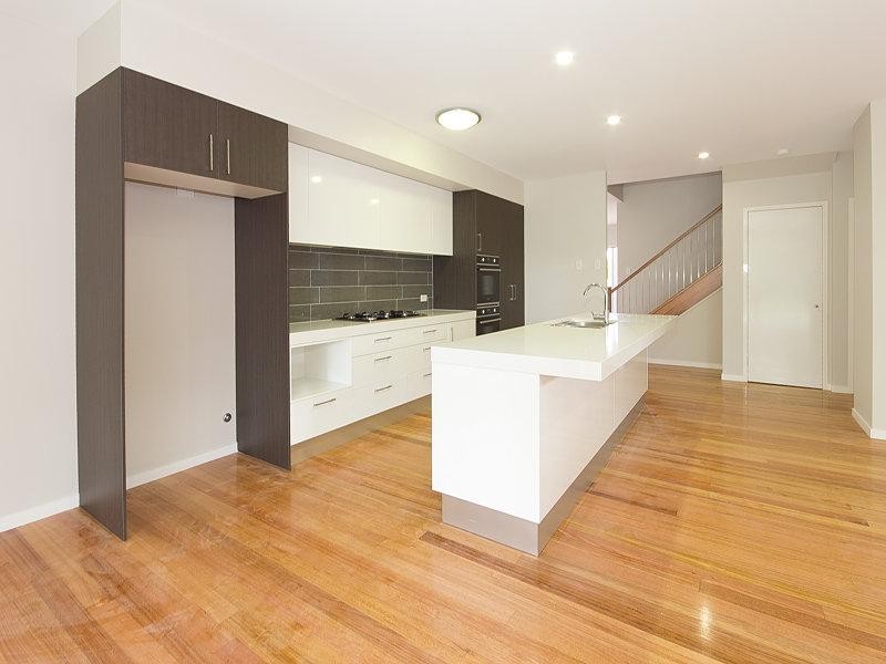 68 Thomas Street, Sherwood QLD 4075