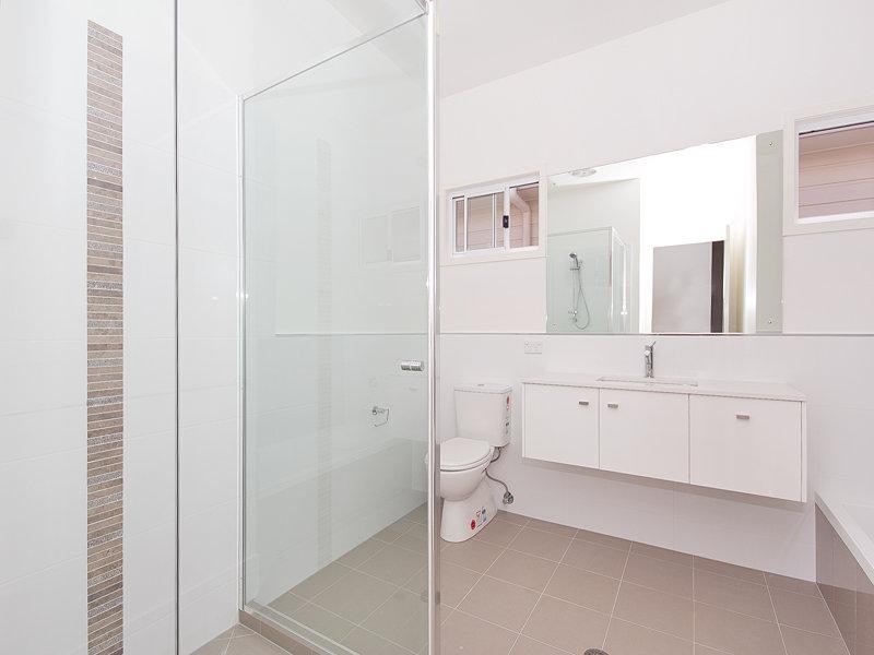 68 Thomas Street, Sherwood QLD 4075