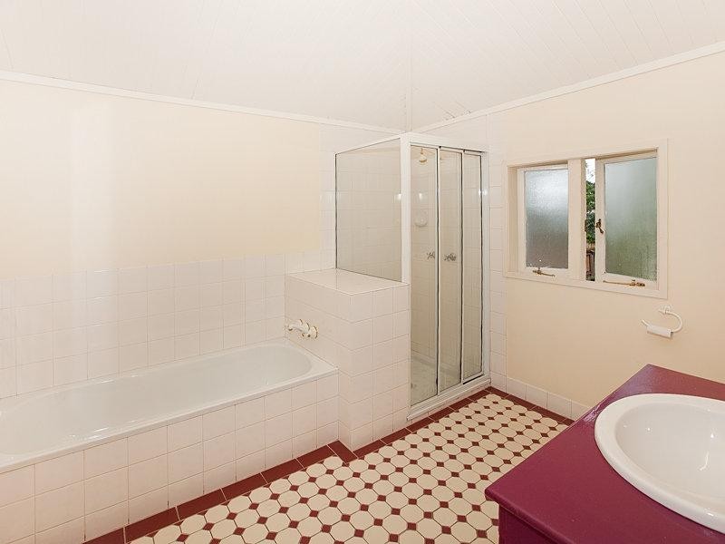 159 Honour Avenue, Chelmer QLD 4068