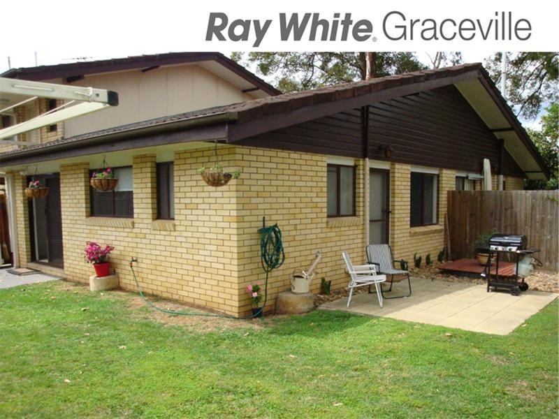 2/35 Clewley Street, Corinda QLD 4075