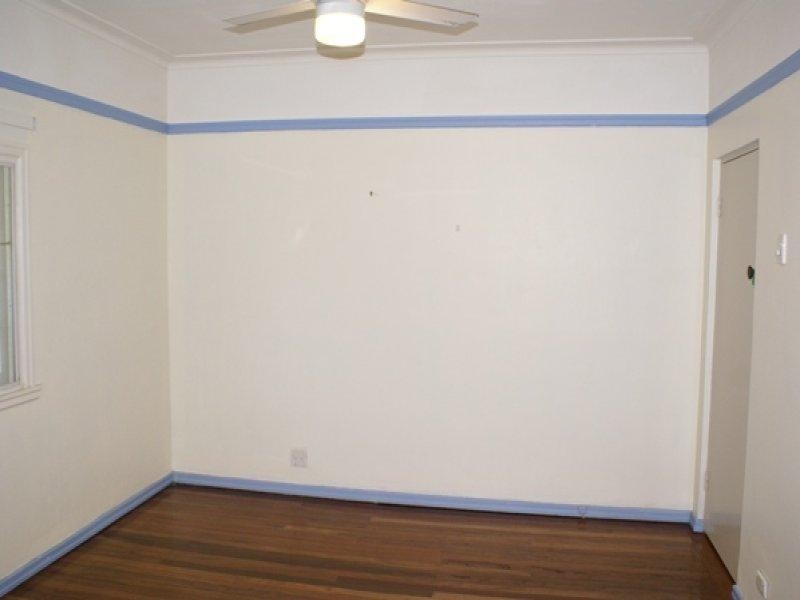 66 Mortlake Road, Graceville QLD 4075