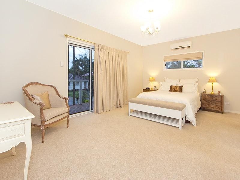 7 Fraser Street, Graceville QLD 4075