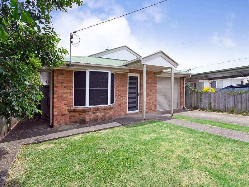 94 Long Street West, Graceville QLD 4075