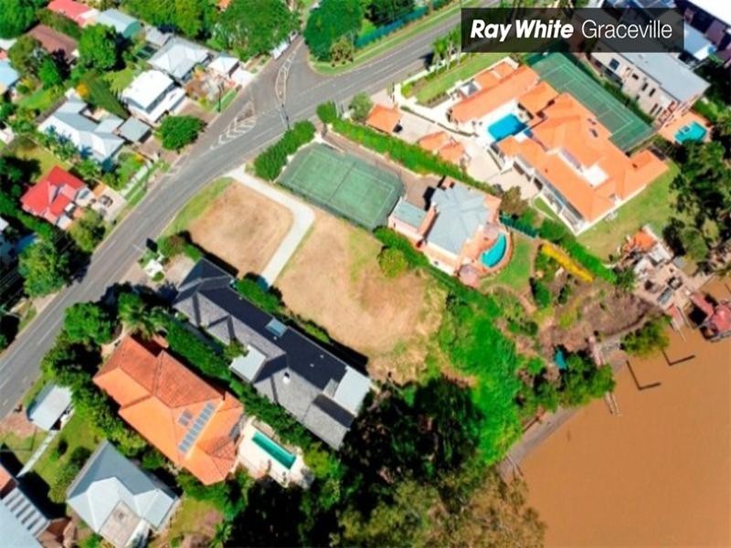 133 King Arthur Terrace, Tennyson QLD 4105