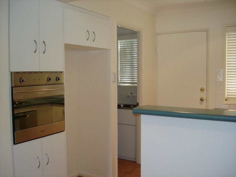 27 Nelson Street, Yeronga QLD 4104