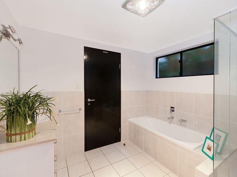 53 Blackheath Road, Oxley QLD 4075