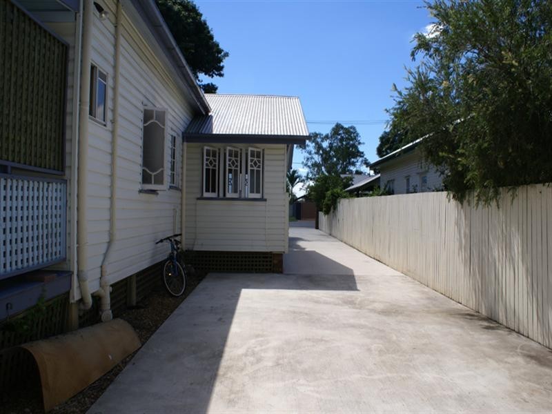 132 King Arthur Terrace, Tennyson QLD 4105