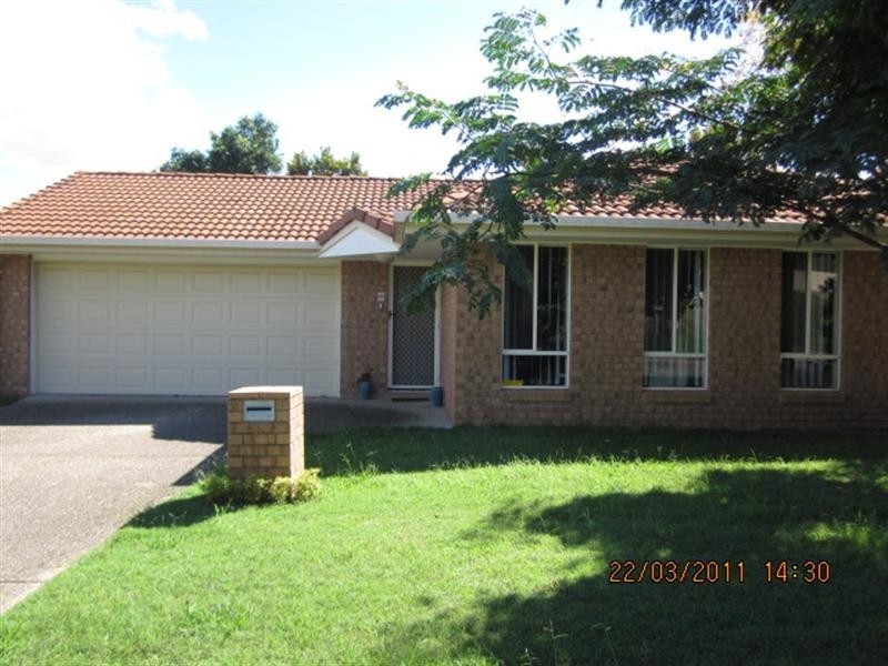 12 Florence Place, Oxley QLD 4075