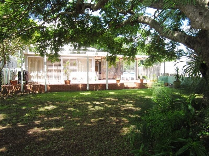 11 King Arthur Terrace, Tennyson QLD 4105