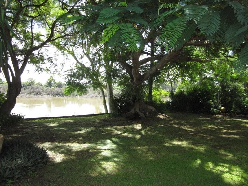 11 King Arthur Terrace, Tennyson QLD 4105