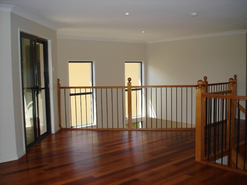 70 Robertson Street, Sherwood QLD 4075