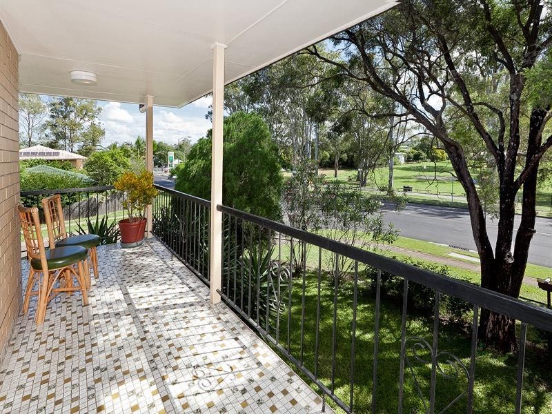 894 Oxley Road, Oxley QLD 4075