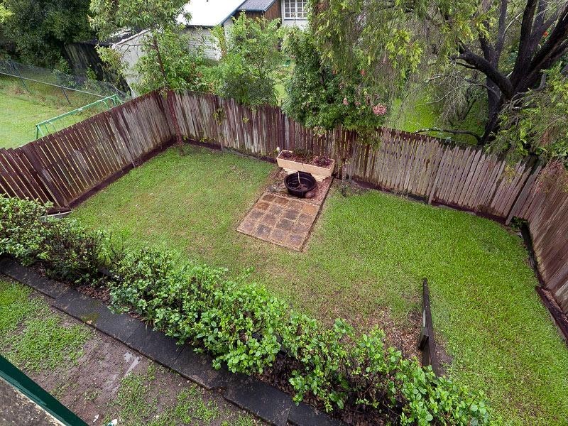 76 Sheffield Street, Oxley QLD 4075