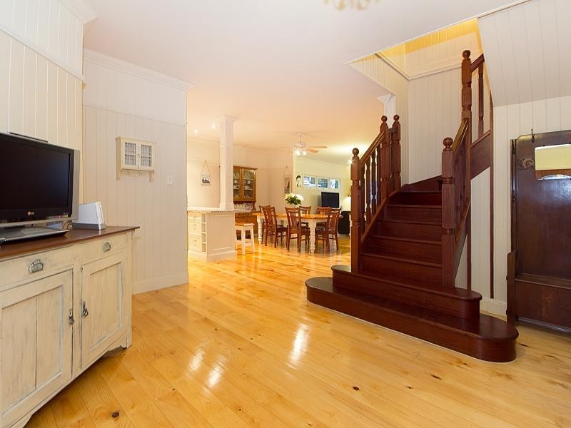 183 Verney Road East, Graceville QLD 4075