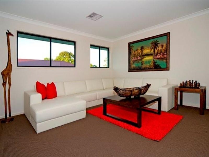 24 Tweedale Street, Graceville QLD 4075