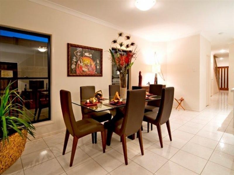 24 Tweedale Street, Graceville QLD 4075