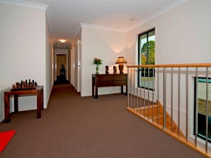 24 Tweedale Street, Graceville QLD 4075